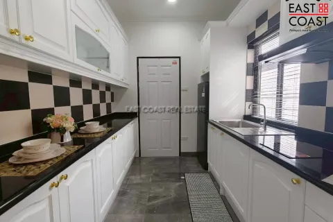 Casa de 2 dormitorios en Pattaya, Tailandia № 212452 - foto 12