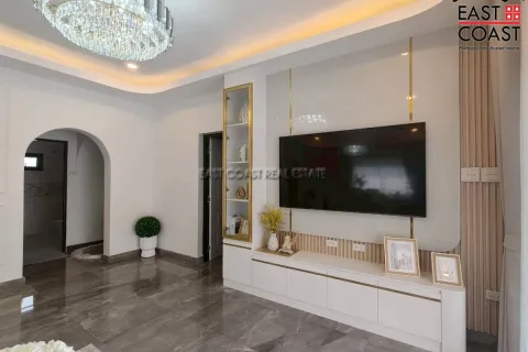 Casa de 2 dormitorios en Pattaya, Tailandia № 212452 - foto 10