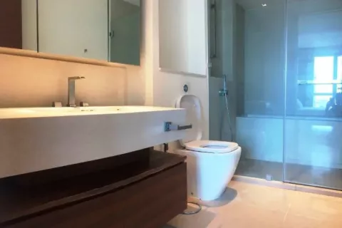 Кондоминиум с 2 спальнями в Кхлонг Сане, Бангкок, Таиланд № 140041 - фото 17