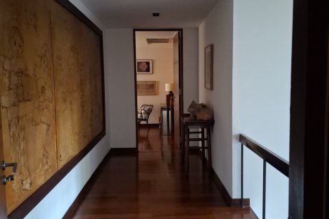 House in Watthana, Bangkok, Thailand 3 bedrooms № 164231 - photo 4