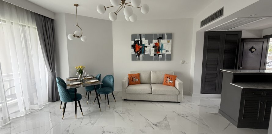 Studio in the Condo in Phuket, Thailand  № 164234