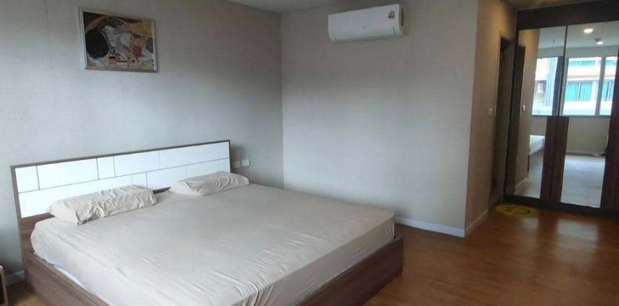 Кондоминиум с 3 спальнями в Ян Наве, Бангкок, Таиланд № 164230