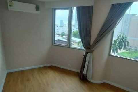 Кондоминиум с 3 спальнями в Ян Наве, Бангкок, Таиланд № 164230 - фото 11