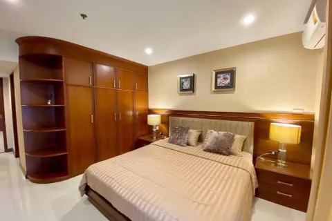 Condo in Watthana, Bangkok, Thailand, 3 bedrooms № 159409 - photo 7