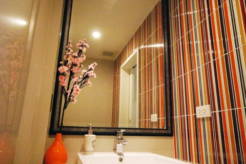 Condo in Khlong Toei, Bangkok, Thailand, 3 bedrooms  № 159410 - photo 5