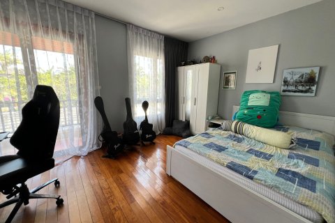 Townhouse in Phuket, Thailand 4 bedrooms № 159408 - photo 7