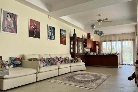 Townhouse in Phuket, Thailand 4 bedrooms № 159408 - photo 4
