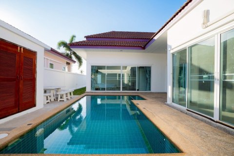 Villa in Hua Hin, Thailand 3 bedrooms № 159412 - photo 8