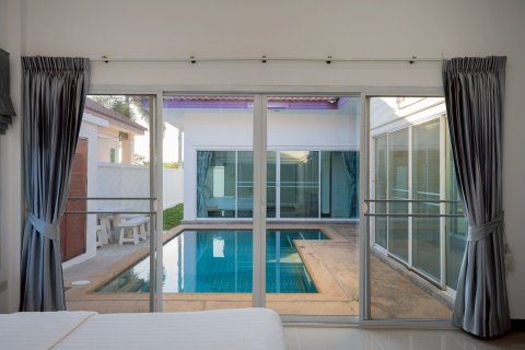 Villa in Hua Hin, Thailand 3 bedrooms № 159412 - photo 28