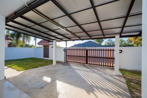 Villa in Hua Hin, Thailand 3 bedrooms № 159412 - photo 16