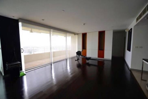 Кондоминиум с 2 спальнями в Кхлонг Сане, Бангкок, Таиланд № 159407 - фото 6