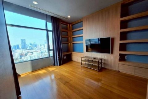 Penthouse in Bangkok, Thailand 4 bedrooms № 154596 - photo 9