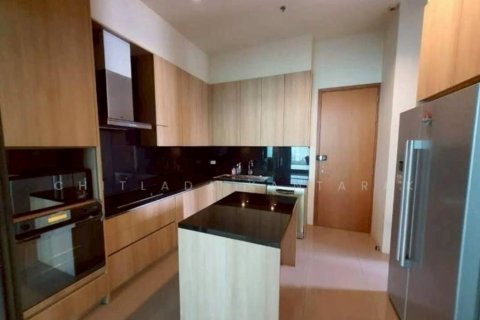 Penthouse in Bangkok, Thailand 4 bedrooms № 154596 - photo 4
