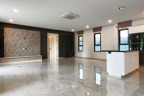 Villa in Pattaya, Thailand 3 bedrooms № 154591 - photo 6