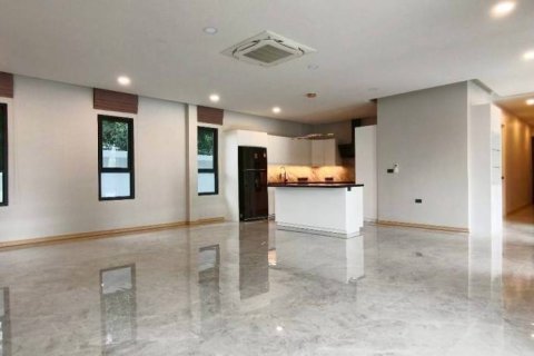 Villa in Pattaya, Thailand 3 bedrooms № 154591 - photo 5