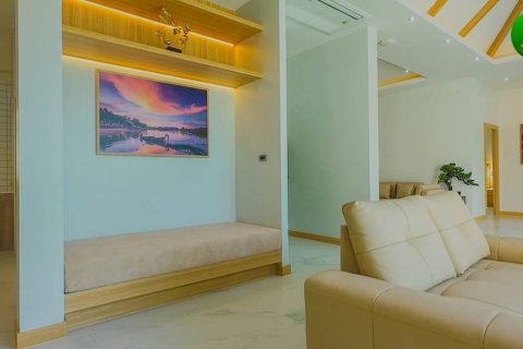 Villa in Krabi, Thailand 3 bedrooms № 154593 - photo 8
