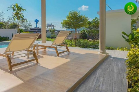 Villa in Krabi, Thailand 3 bedrooms № 154593 - photo 9