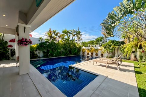 Вилла в Хуа Хине, Таиланд с 3 спальнями  № 154594 - фото 4