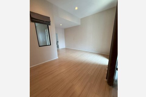 Townhouse à Nonthaburi, Thaïlande 3 chambres № 164551 - photo 8