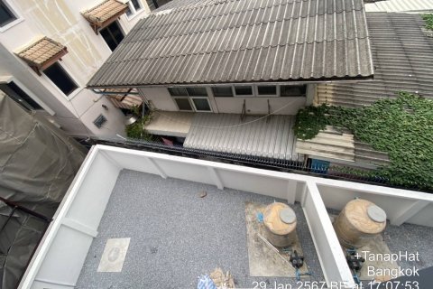 House in Watthana, Bangkok, Thailand 4 bedrooms № 164549 - photo 14