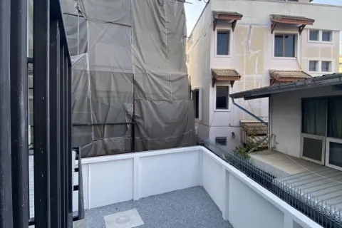 House in Watthana, Bangkok, Thailand 4 bedrooms № 164549 - photo 13