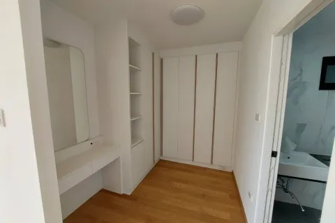 House in Watthana, Bangkok, Thailand 4 bedrooms № 164549 - photo 8