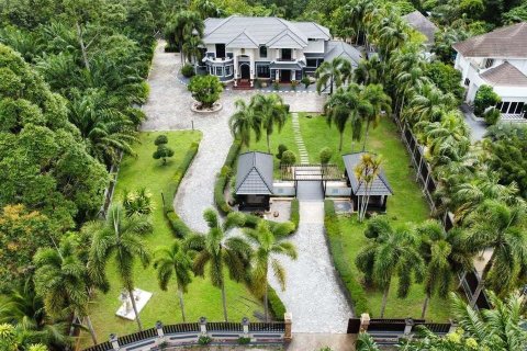 Вилла в Краби, Таиланд с 7 спальнями  № 164553 - фото 15