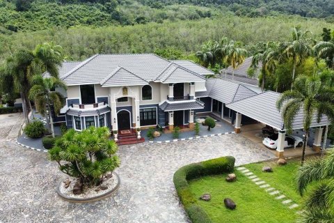 Вилла в Краби, Таиланд с 7 спальнями  № 164553 - фото 3