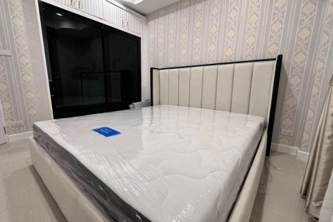 Таунхаус в Паттайе, Таиланд с 3 спальнями  № 136377 - фото 7