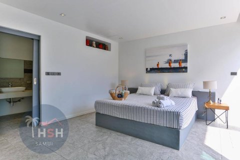 Villa in Ko Samui, Thailand 3 bedrooms № 180062 - photo 15