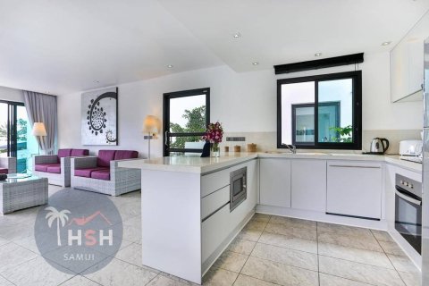 Villa in Ko Samui, Thailand 3 bedrooms № 180062 - photo 12