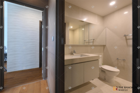Condo in Bangkok, Thailand, 2 bedrooms  № 185873 - photo 8