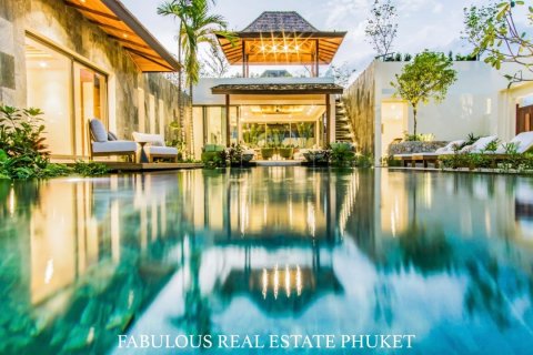 Villa in Bang Tao, Thailand 4 bedrooms № 179773