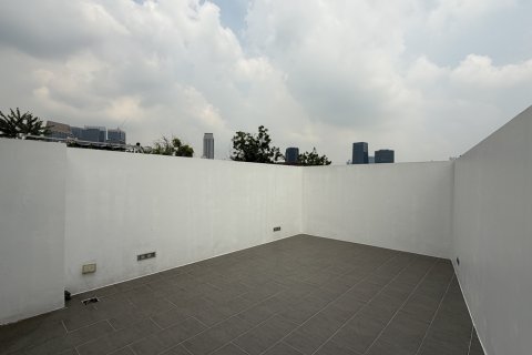 คอนโดมิเนียมในยานนาวา, กรุงเทพฯ, ประเทศไทย, 2 ห้องนอน № 201295 - รูปถ่าย 18