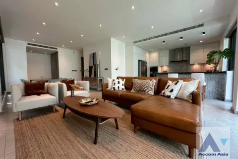 Casa de 4 dormitorios en Watthana, Bangkok, Tailandia № 214324