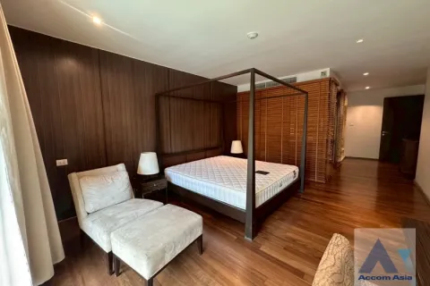 Condominio de 5 dormitorios en Khlong Toei, Bangkok, Tailandia № 214321 - foto 17