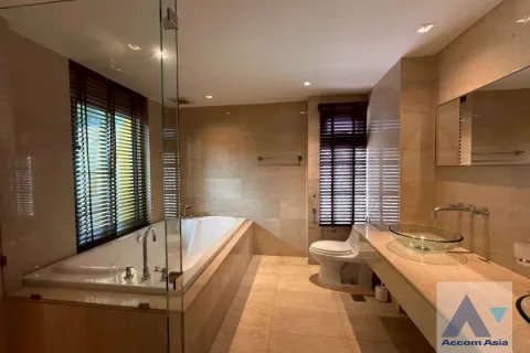 Condominio de 5 dormitorios en Khlong Toei, Bangkok, Tailandia № 214321 - foto 14