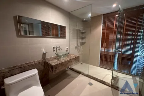 Condominio de 5 dormitorios en Khlong Toei, Bangkok, Tailandia № 214321 - foto 26