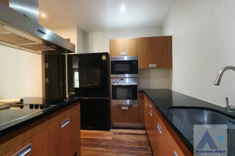Condominio de 5 dormitorios en Khlong Toei, Bangkok, Tailandia № 214321 - foto 9