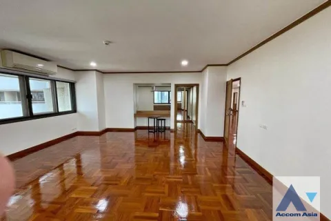 Condominio de 4 dormitorios en Watthana, Bangkok, Tailandia № 214322 - foto 4