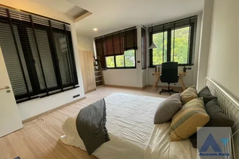 Adosado de 3 dormitorios en Huai Khwang, Bangkok, Tailandia № 214320 - foto 12