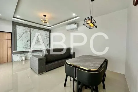 Casa de 3 dormitorios en Pattaya, Tailandia № 211899 - foto 9