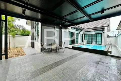 Casa de 3 dormitorios en Pattaya, Tailandia № 211899 - foto 8