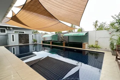 Casa de 3 dormitorios en Pattaya, Tailandia № 211900 - foto 17