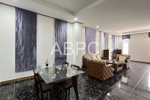 Casa de 3 dormitorios en Pattaya, Tailandia № 211897 - foto 5
