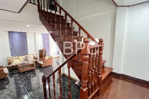 Casa de 3 dormitorios en Pattaya, Tailandia № 211897 - foto 8