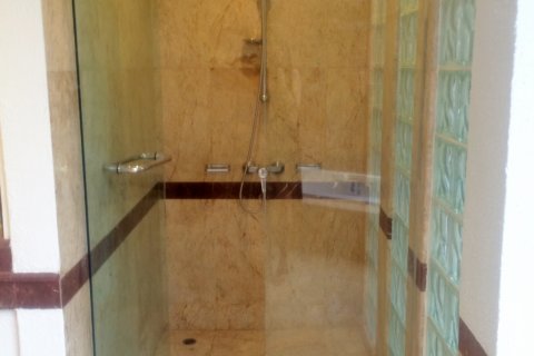 Townhouse in Bangkok, Thailand 3 bedrooms № 143469 - photo 6