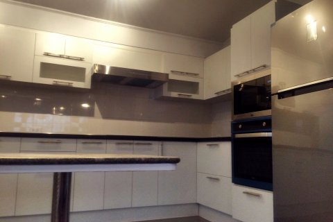 Townhouse in Bangkok, Thailand 3 bedrooms № 143469 - photo 7