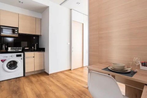 Студия в кондо в Бангкоке, Таиланд № 143473 - фото 5