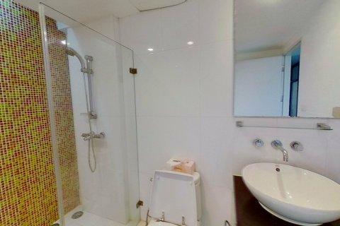 Condo à Pathum Wan, Bangkok, Thaïlande, 2 chambres № 163615 - photo 7